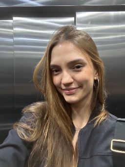 Luana K.